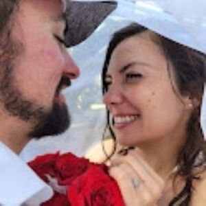 Meet your Posher, Eva